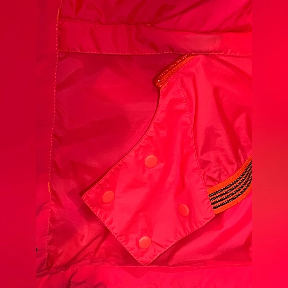 The North Face Tropical Leaf Print jacket - Picture 6 of 7